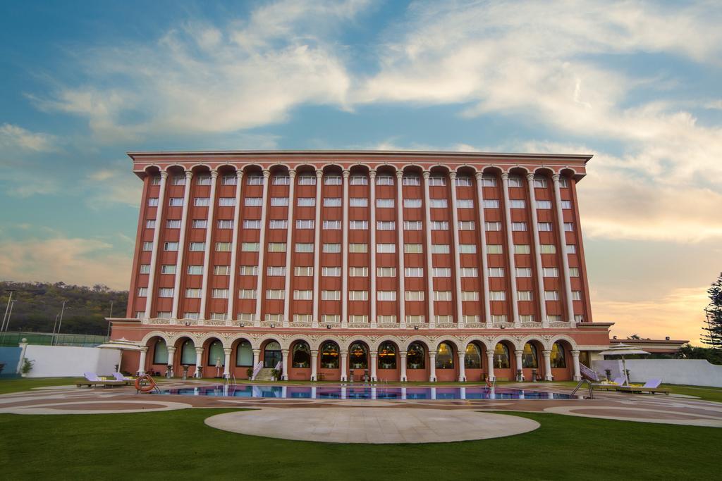 Ramoji Film City- Sitara Luxury Hotel Pedda Ambarpet Exteriér fotografie