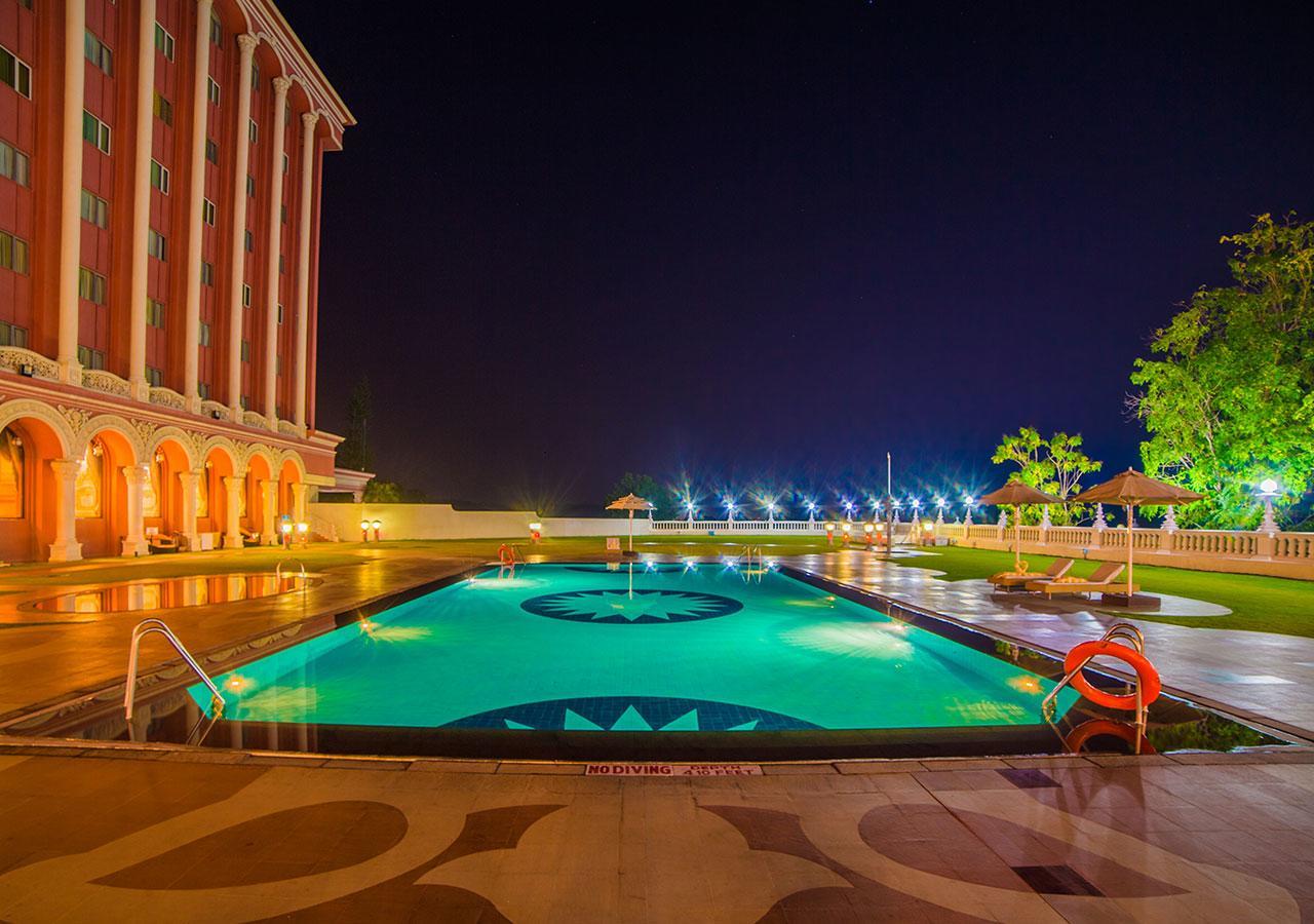 Ramoji Film City- Sitara Luxury Hotel Pedda Ambarpet Exteriér fotografie